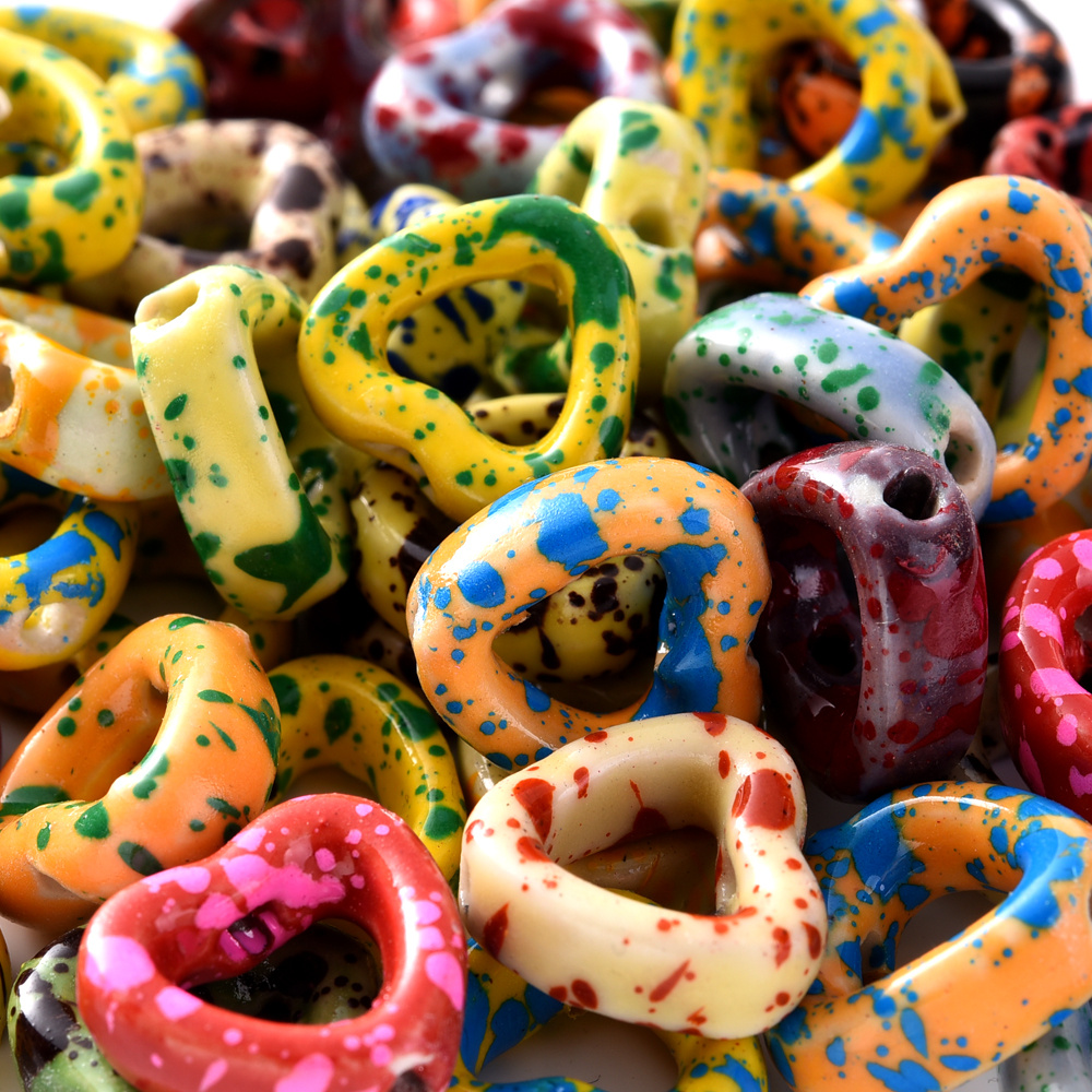 10pcs Colorful Heart-Shaped Ceramic Beads for Jewellery Making